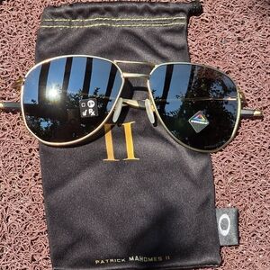 Oakley Sunglasses Contrail OO4147-1357 Matte Satin Gold Prizm Black Lenses